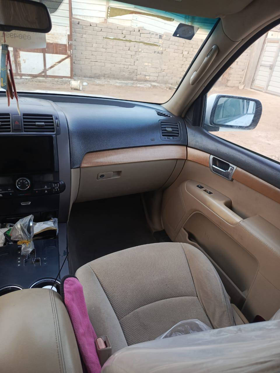 السلام عليكم مهافي للبيع موديل 2012بسمي رقم بغداد انكليزي وارد خليجي سياره نضيفه تخم تاير مكينه سته سلندر تبريد ثلاث قطع ثلج جنطه شفط سونار مرفق مكينه مفتوحه سياره خير من الله حلوه السعر 140وبيه مجال
العنوان البصره قضاء المدينه منطقة الخاص رقم الهاتف، 
***********
***********
