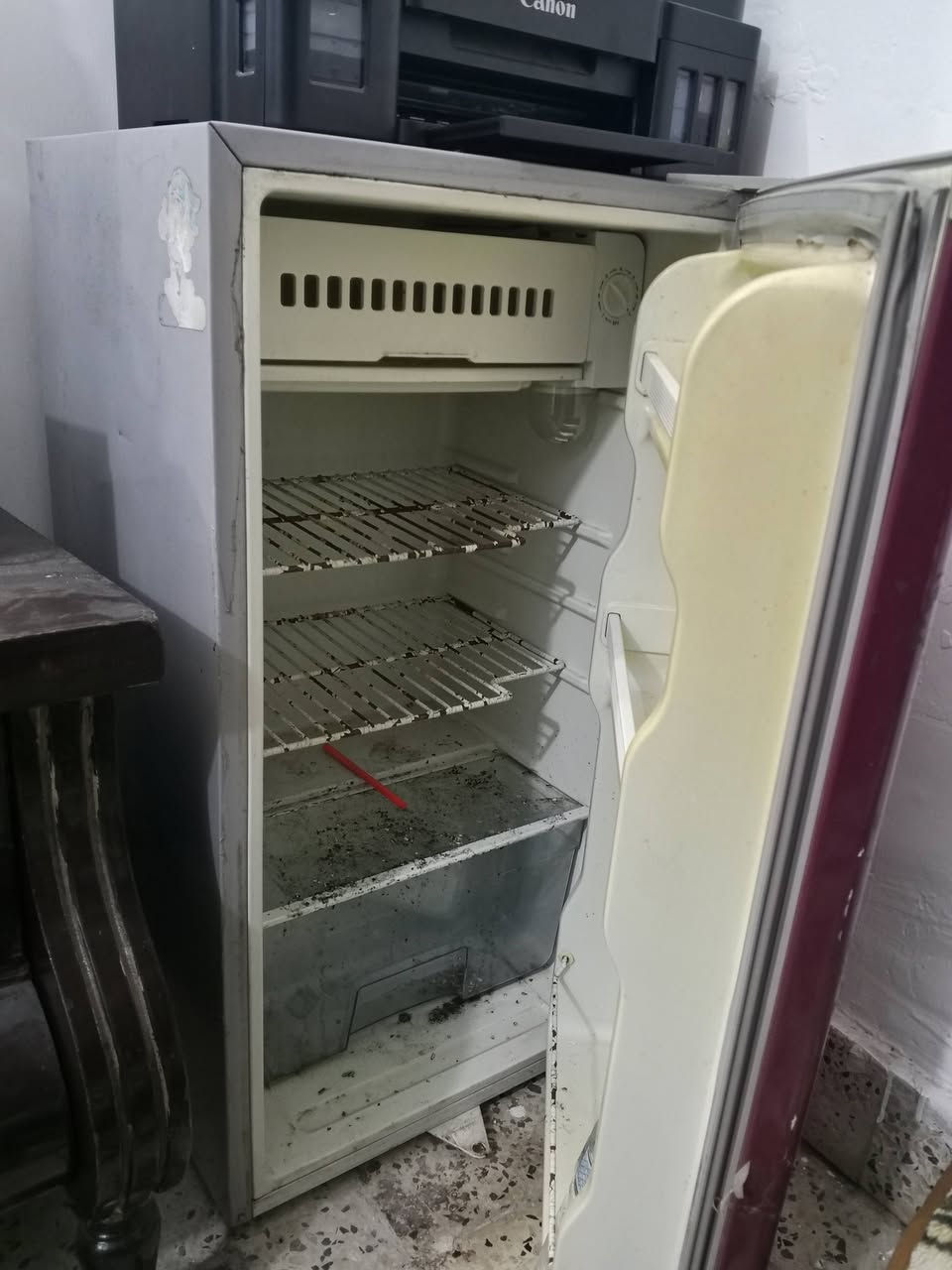 للبيع ثلاجه صغيره ماطورها جديد السعر 50 الف مكاني بغداد


**إذا كنت صاحب هذا الإعلان وتريد حذفه لأي سبب، رجاءا أرسل رسالة إلى الدعم الفني**