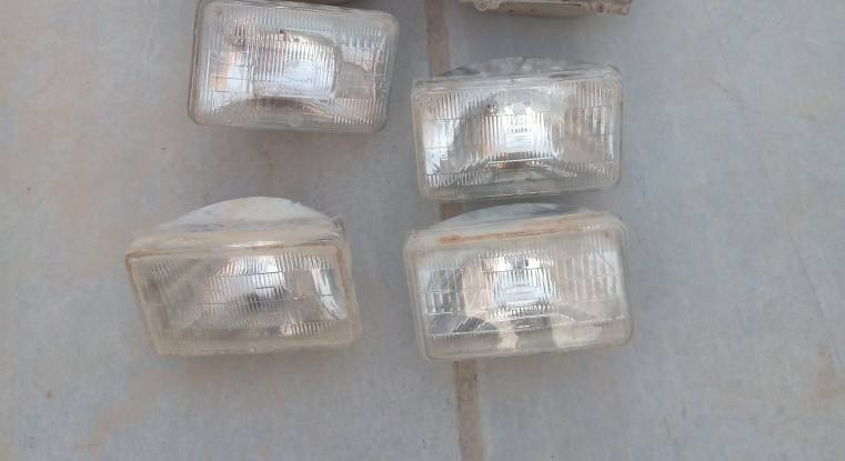 السلام عليكم
لايتات وقواعدهن 
واشاير للبيع 
مكاني بغداد 
***********
