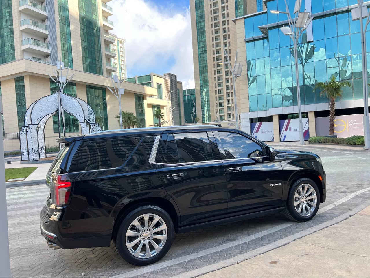 سلام عليكم 
Tahoe primer 2023 
وكالة منصور 
فول مواصفات ١/١
كفالة عامة سيارة دعامي لدعامي 
ماشي ٣٥ الف كيلو مثل زيرو  
كامل مغلف ppf 
بيها موافقة جام مضلل ٨٠٪؜
مكان سيارة اربيل 
سعر خاص 
رقم الهاتف ***********
واتساب موجود أربيل, العراق
