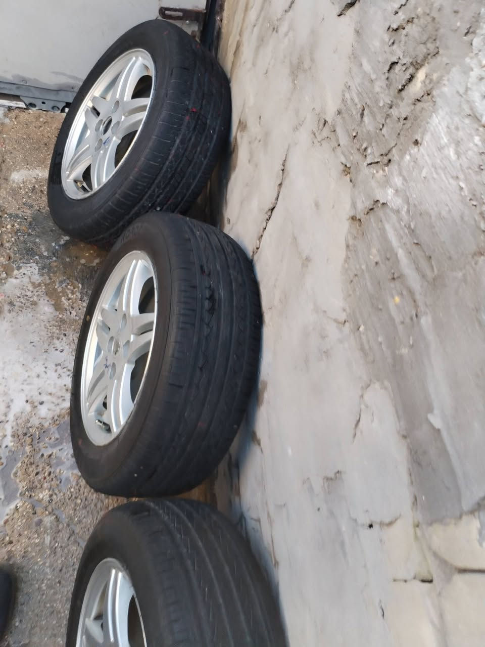 5 ويل كب طيبه حجم ١٤ تايرات اخو جديد المكان كربلاء
السعر ٢٠٠
اتصال ***********
