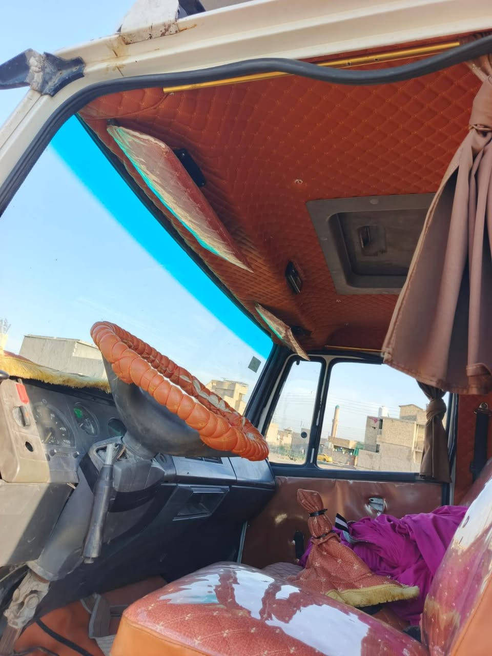 السلام عليكم البه للبيع طول 7وربع مديل 96 ***********
