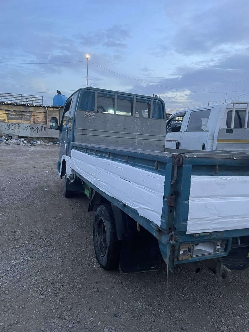 السلام عليكم كيا سامسونك للبيع موديل 1999 بأسمي تحويل ثاني يوم رقم ديالى محرك بي تبخير كير اكسل شاصي رقم شاصي مكفول مكاني بغداد السعر على الخاص ***********
