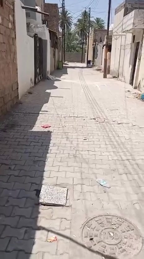 بيت للبيع جسر ديالى القديم البستان  الفرع مقابيل بيت طالب الشرجي بيت على فرعين 
المساحة ١٥٠ متر غرفتين نوم مطبخ واستقبال وصالة وسطح وبيتونة شتايغر
السعر 75 مليون
للتواصل ***********
