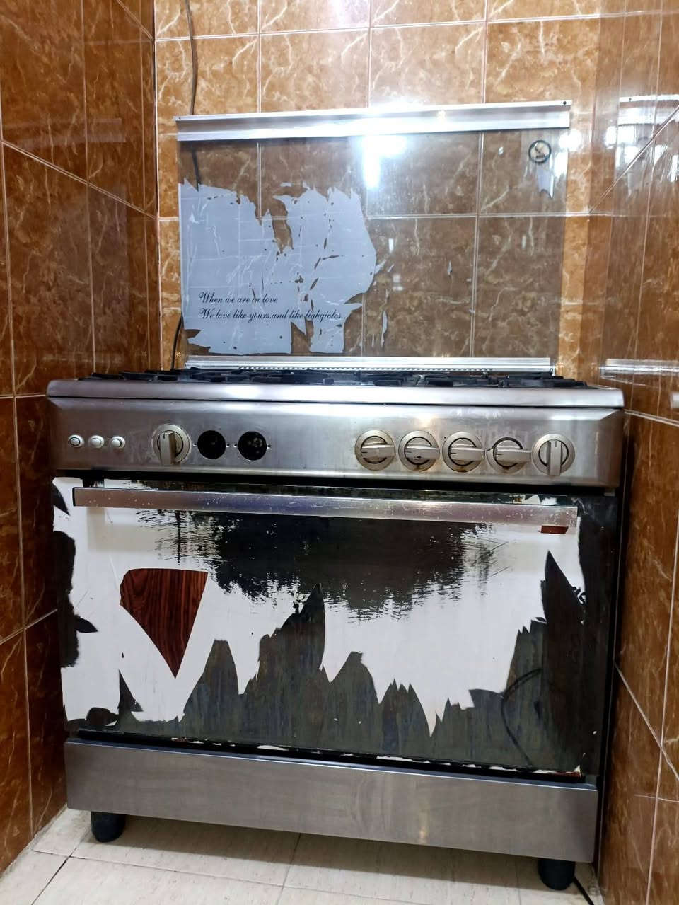 طباخ للبيع سعر 175 بي مجال وكاونتر 200 بيهن مجال مكان دور واطئت الكلفه


**إذا كنت صاحب هذا الإعلان وتريد حذفه لأي سبب، رجاءا أرسل رسالة إلى الدعم الفني**