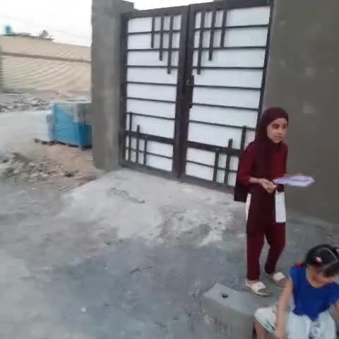 مرخصة مدير الكروب
بيت للبيع م130طابقين قرب حي الرحمه 

التفاصيل على الرقم ***********
