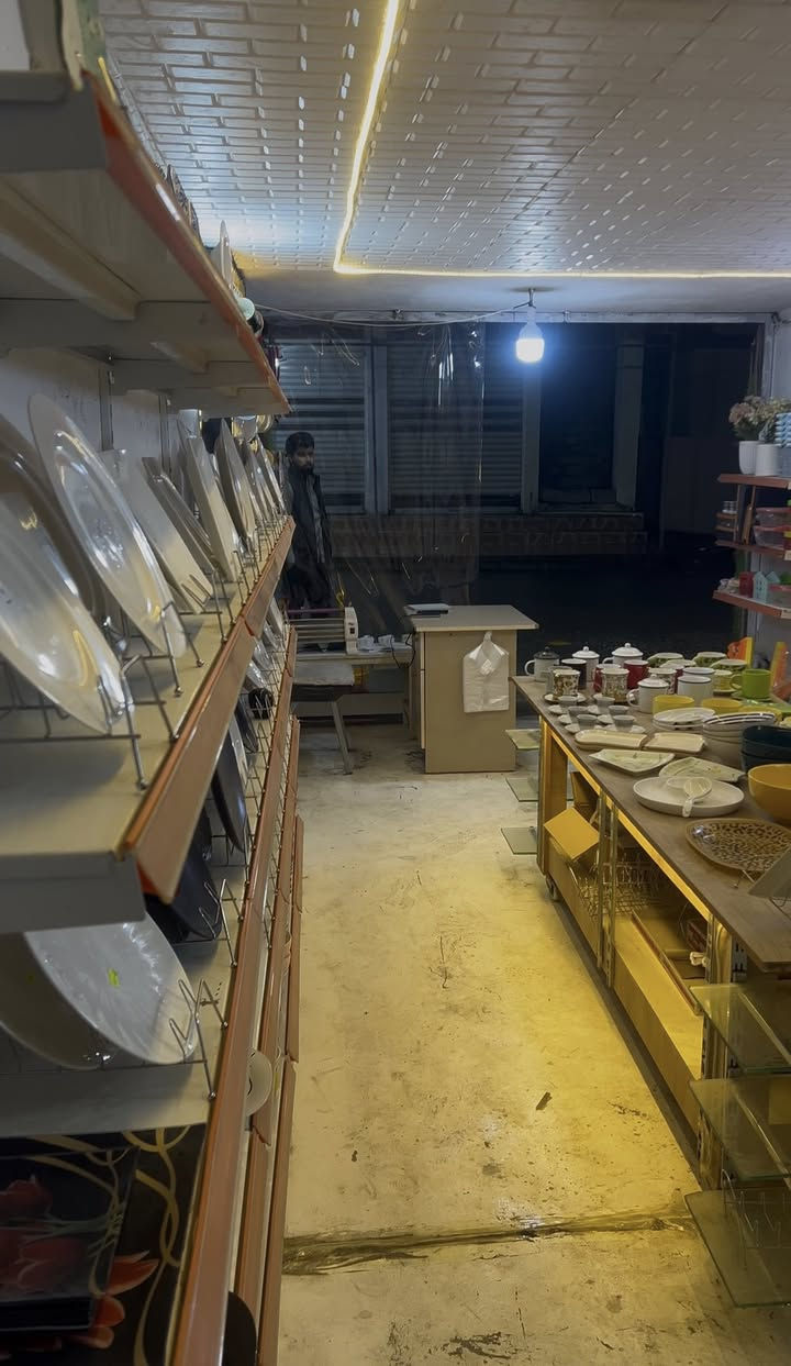 المحل کامل للبیع الرفوف وحد و الغراض وحد أبیع  مکان کرکوک شوراو


**إذا كنت صاحب هذا الإعلان وتريد حذفه لأي سبب، رجاءا أرسل رسالة إلى الدعم الفني**