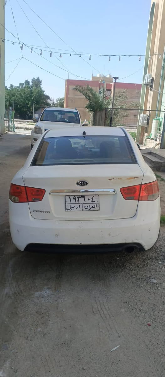 سراتو للبيع موديل 2011 بيه مكانات صبغ السعر 83وبيه مجال ***********
