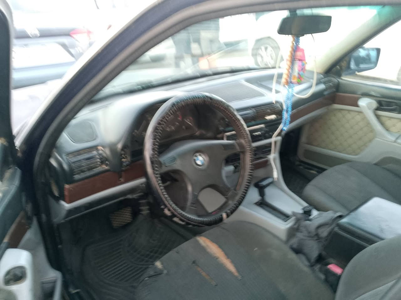 مراوس بسبعه راكب وانطي فرق رقم صلاح الدين الماني مشروع وطني السياره. شرط التحويل والوكاله الي يحب يتصل.
***********
***********
