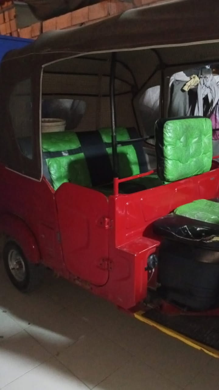 سلام عليكم ياولد تكتك للبيع حمره 22 تكتك شوف العين تكتك مفتوحه مكينه شوي رادله تعديلات تكتك حلوه 🪬خير من الله رقم البصره تحويل موجود رقم نكليزي تكتك كفاله بس بيه تحجات قليل تكتك بيه خياسات قليل مامعمره دوس*********** واتساب 📞
