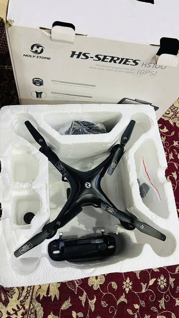 درون هولي ستون HS-120D
اخوان الدرون وصلت بيهة مشكلة بماطورين يشتغلن لكن ضعيفات يحتاجلهن تبديل ابيعهة ع وضعهة + حرق بسيط بوحدة من الاذرع

الطيارة احترافية مواصفاتهة

كاميرا كامبل UHD

بطارية 20 دقيقة 

ريمونت شحن
الربط wifi + ينحطلهة رام تصور بي بكامل فريماتهة
باقي مواصفاتهة موجودة باليوتيوب
السعر 75 الف بلاااش
#ملاحضة الكارتونة مو مالتهة


**إذا كنت صاحب هذا الإعلان وتريد حذفه لأي سبب، رجاءا أرسل رسالة إلى الدعم الفني**