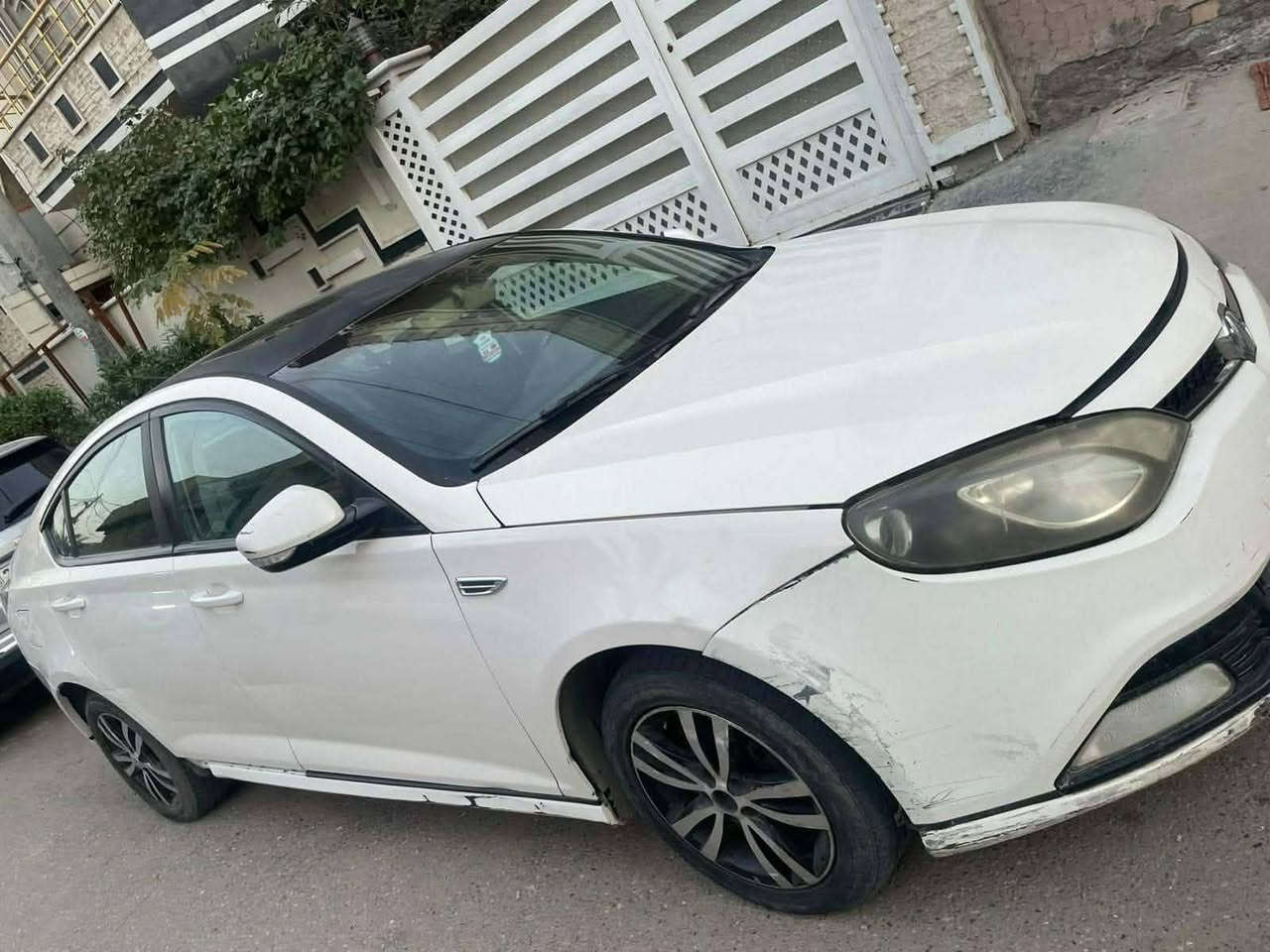 السلام عليكم
ام جي 6
سيارة MG6 2014 للبيع
رقم بغداد
محرك 1800
تبريد شغال
السيارة مثل ماموضحة بالصور
شرط تحويل
يحتاجلهة تبديل ضفيرة
السعر  مناسب جدا 
مكاني بغداد الحرية الدولعي
للتواصل عن طريق الواتساب 
***********
