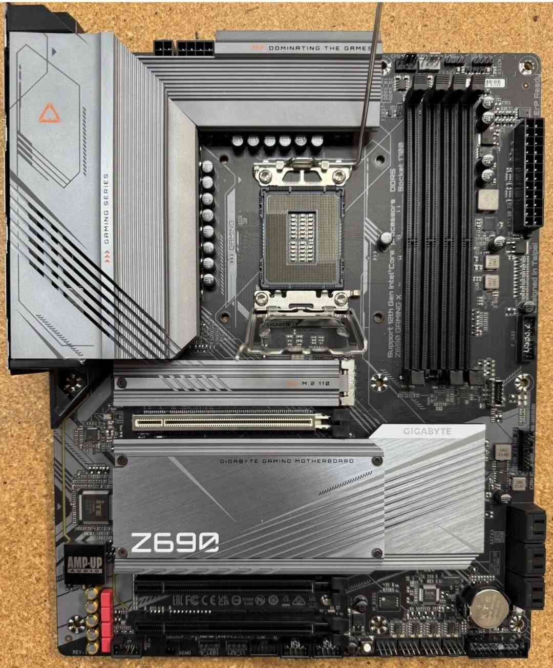 السلام عليكم
للبيع بورد z690x

بور سبلاي 1000واط 

السعار خاص 

خابر ودلل

***********

توصيل متوفر
