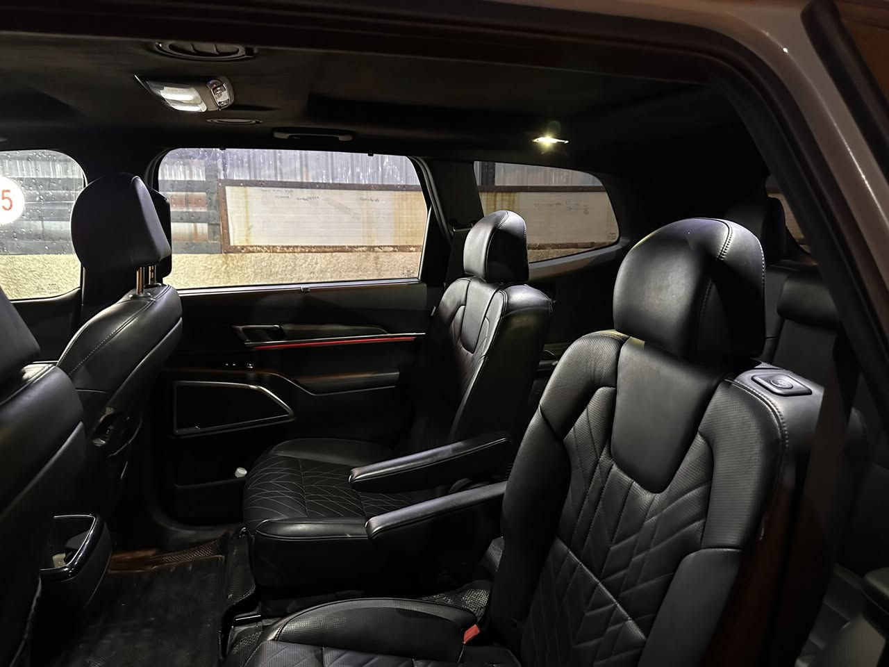 KIA TELLURIDE 🦍🩶
كيا تيلورايد موديل 2024 وارد امريكي 

لون سمنتي رقم بغدادماشيه33 

مـواصـفاتهااكسبروxbro :

📍6سلندر 3800

📍بانوراما

📍بصمة

📍تشغيل عن بعد

📍كشنات كهرباء

📍 كشنات تدفئة تبريد

📍تحديد مسار

📍تحكمات ستيرن

📍نضام ابل كاربلاي

📍اندوريد اوتو

📍كشنات جلد 

📍كشنات vip

📍عدسات زينون

📍شاشة متصلة

📍مانع تصادم امامي/خلفي/جانبي

📍اوتو هولد

📍اوتو ستوب

📍اشاير بل مري

📍لايتات امامي خلفي LED

📍فورويل 

📍4وضعيات قيادة SPORT/ECO/COMFORT/SMART

📍مري شفط

📍جنطة كهرباء

📍شاحن وايرليس 

السعر 380وبيها مجال سياره جديده على وضع الشركه 

حادث بس دعاميه بدون ارباك تعتبركلين سياره

وبعد بيها هواي موصفات مامذكوره

***********

مكان بغداد شارع فلسطين
