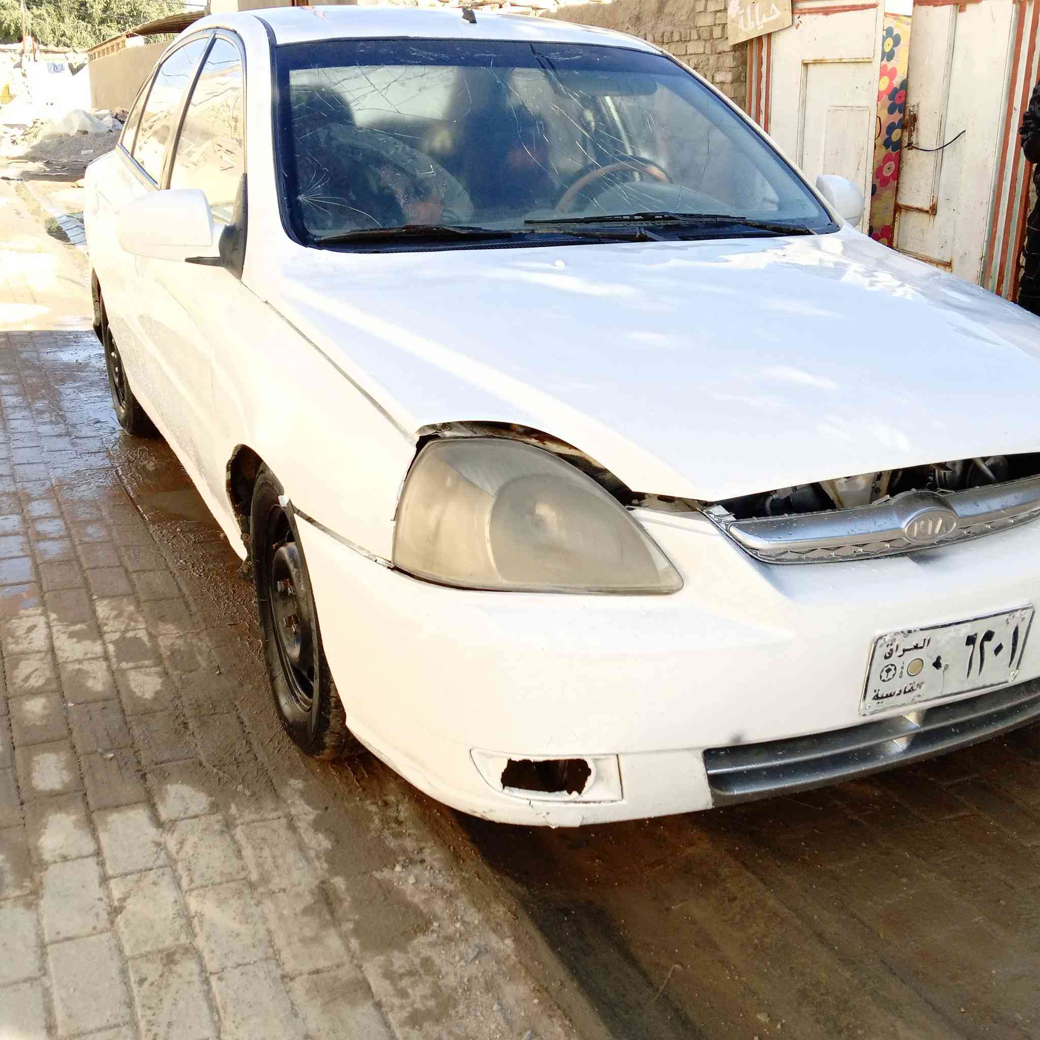 السلام عليكم كيه ريو موديل 2005جاهزه رقم قادسية السعر 19ورقه وبيها مجال راعيها متوفي للاستفسار  الاتصال على الرقم ***********5
