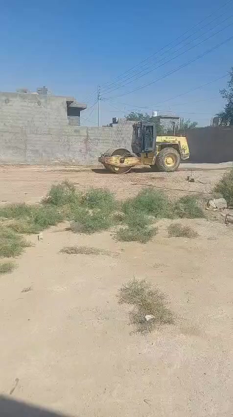 مساحة القطعه ٢٤٠ متر 
البناء ١٥٠ متر
٩٠ متر حديقه جانبيه
البناء يحتوي
١ _ ٢غرفة نوم
٢_٢ مجموعة صحيات داخلية وخارج
٣_٢ منور او ترك 
٤_ ستقبال ضيوف 
٥_ مطبخ مفتوح على بيت كبيرجدآ
المكان الفلوجة المسالمه قرب مدرسة البقيع تبعد عن المدرسة١٠٠ متر  
 للاستفسار ***********
