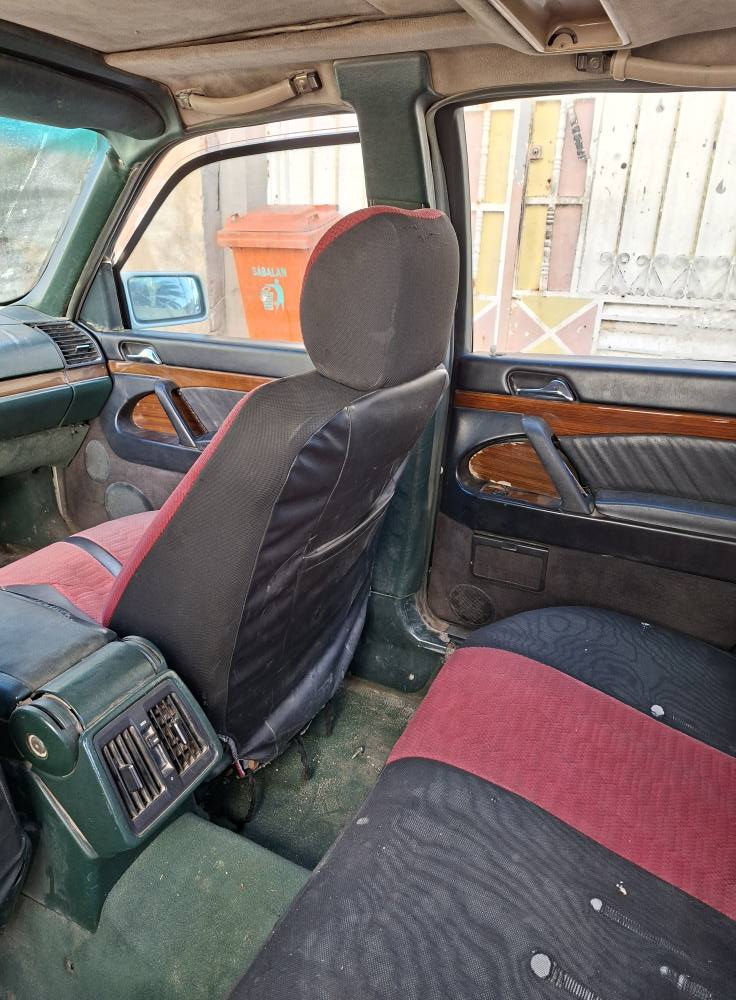 للبيع مارسيدس شبح 93 رقم نجف انكليزي سنويه لغاية 2029 باسمنه بيهه جراد قليل بالبنيد محركvvt موجوده بكربلاء السعر55 للتواصل***********
