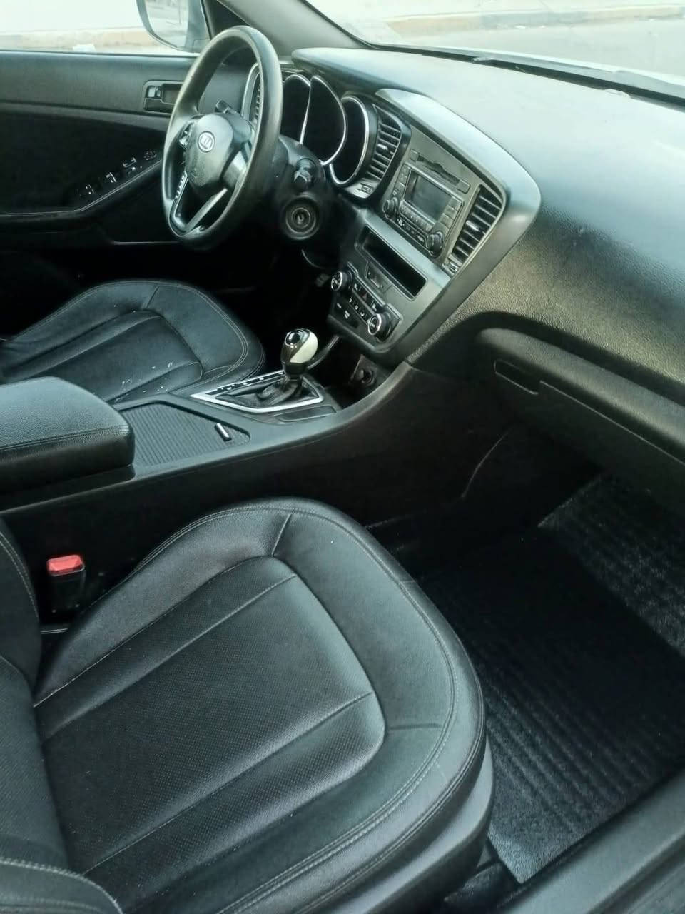 كيا اوبتيما 2011 مكينة 2000 كفالة كير كفالة تبريد نقص كمبريسر مصبوغة عام للجمالية السعر 85وبيها مجال بسيط غير متواجد على النت اتصال فقط ***********
