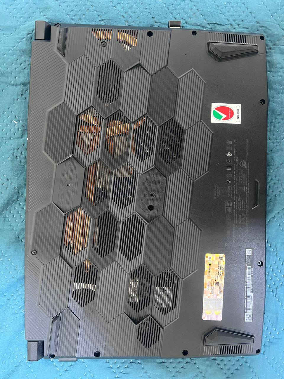 MSI Katana 15 HX

للبيع او مراوس ماك بوك m4

للبيع لابتوب MSI Katana 15 HX B14WFK-660XAE

مستخدم شهرين فقط ✨ (نظيف جداً، بدون أي خدوش أو مشاكل)

💻 المواصفات:

• المعالج: Intel Core i7 14700HX (جيل 14)

• كرت الشاشة: NVIDIA GeForce RTX 5060 8GB

• الرام: 16GB DDR5

• التخزين: 512GB SSD NVMe

• الشاشة: 15.6” FHD 144Hz

• نظام: Windows 11 Pro


**إذا كنت صاحب هذا الإعلان وتريد حذفه لأي سبب، رجاءا أرسل رسالة إلى الدعم الفني**