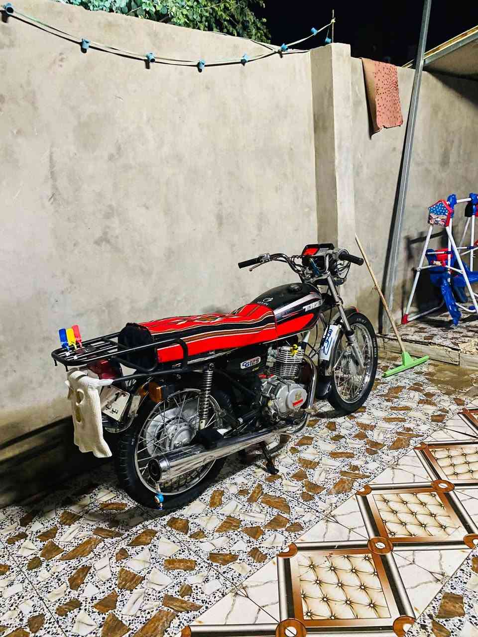 للسلام عليكم دراجه تايكر مديل 2021اوراق سكنر دراجه مامفتوحه سعر 475وبيه مجال *********** الواتساب فقط *********** المكان ديوانيه
