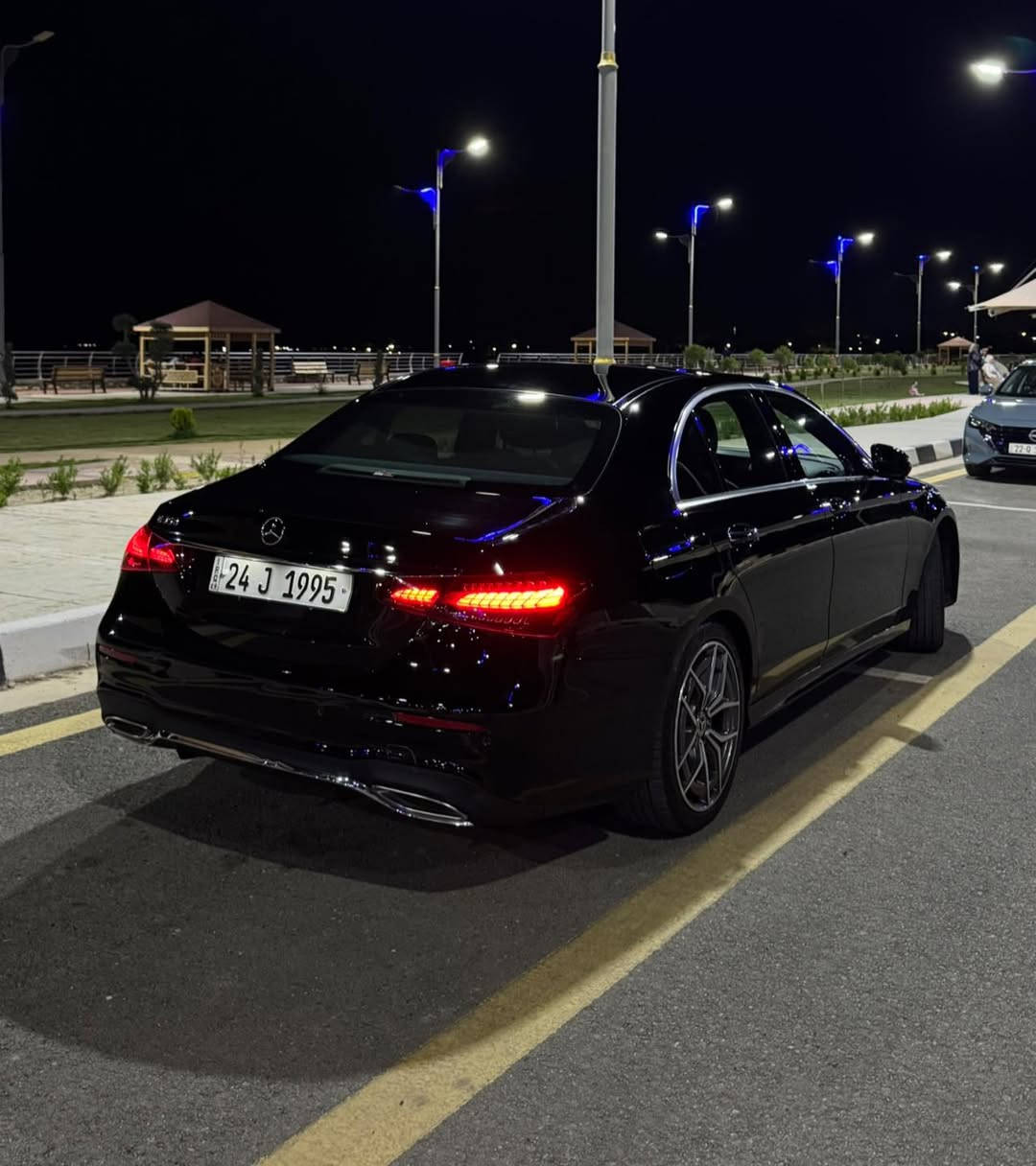 Mercedes Benz E350 AMG 2021
فول موصفات لون اسود 🖤
1. بانوراما 
2. استيران كهرباء 
3.كأمرات عدد 5 
4. صندوق كهرباء 
5. كيج إلكتروني متغير 
6. داخل اسود 
7. كشنات تدفئه  
8. رادارات امامي خلفي جوانب 
9. حساسات 360 درجه 
10. سستم سماعات برومستر 
11. شاحنه لاسلكي 
12. اتو بارك + اتو هولد
13. كشنات كهرباء + خزن ميموري 
14. صفر مسج 
15. لد داخلي 64 لون
16. ويل 19 AMG
17. رقم شمالي  مميز باسمي تحويل مباشر 
18. موقع السياره بغداد العامرية
19.سياره مغلفه ppf بالكامل 
20.سياره جاهزه من جميع النواحي بدون نقص
21.عداد سياره 55 الف مايل
السياره حادثها جاملغ وبنيد مبدلات مصبوغه مكفوله الداوخل 
الاستفسار ***********
