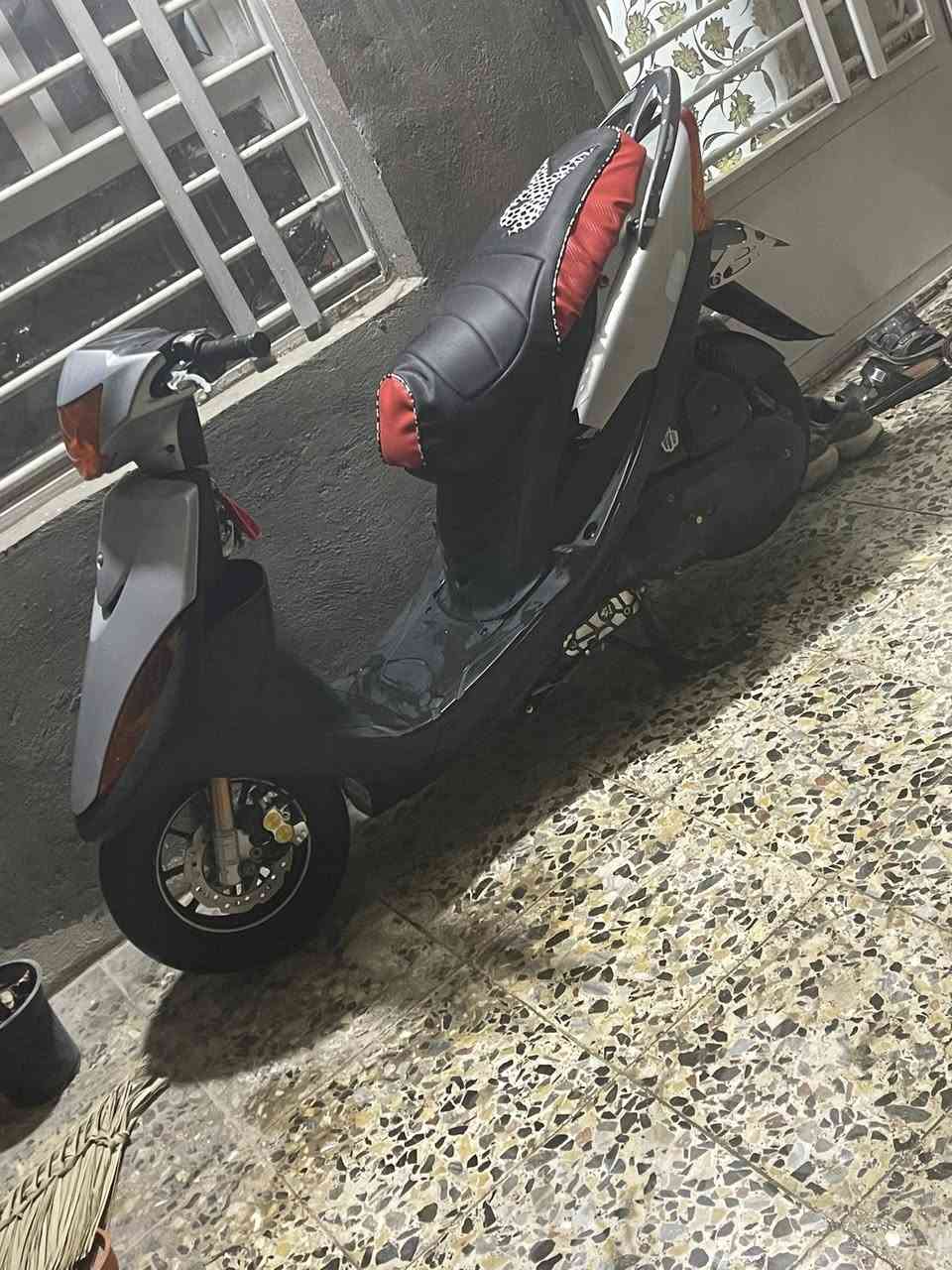 سلام عليكم ماكس عدله ملغمه تزويد رباط شيال رمبه فلنجه وفج رياضي صلنصه ستيل كور كوسو بوشه58 ونص روله رياضيه كلجات رياضي اصلي كلج وحده سعره70 الف شلعه ومعدل كابريتر سكنس من الخارج اجتي براغي الدراجه ما طالعه هوايه وبعد هوايه تزويد من شوته من قبق الكلجات مال رمبه والواقيه ملحه مال مبه اكثر التزويد بل دراجه من الخارج صورها من الحاويه موجوده السعر 1500 وبيه مجال الرقم***********
