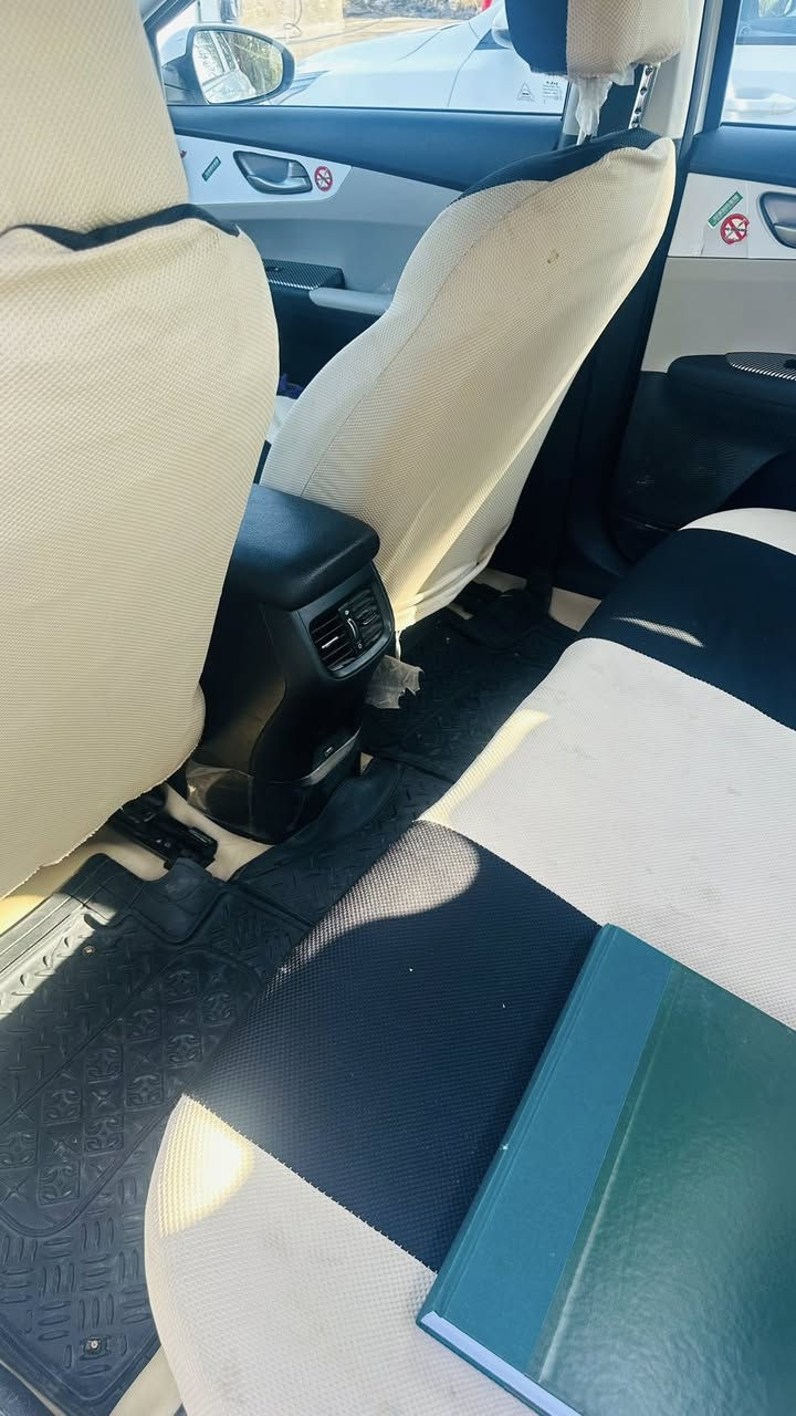 للبيع 
سيراتو موديل 22
محرك 1600
سعر 165 
عنوان واسط / الشحيمية 
***********
