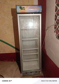 ثلاجة • مستخدمة شهرين • شغالة واتساب