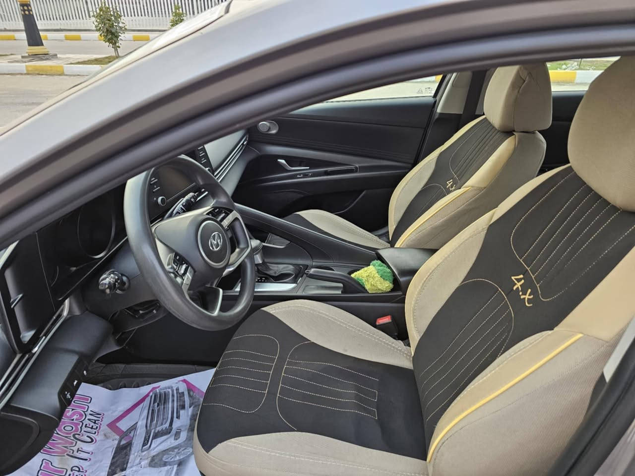 ***********
النترا ٢٠٢٢ ماشيه ٧٠ فقط 
حاثها تبديل بنيد فقط بدون دواخل شرط الفحص 
سياره جديده اخت الزيرو 
محرك ٢٠٠٠ دوش المرغوب 
مكان السياره الشطره
