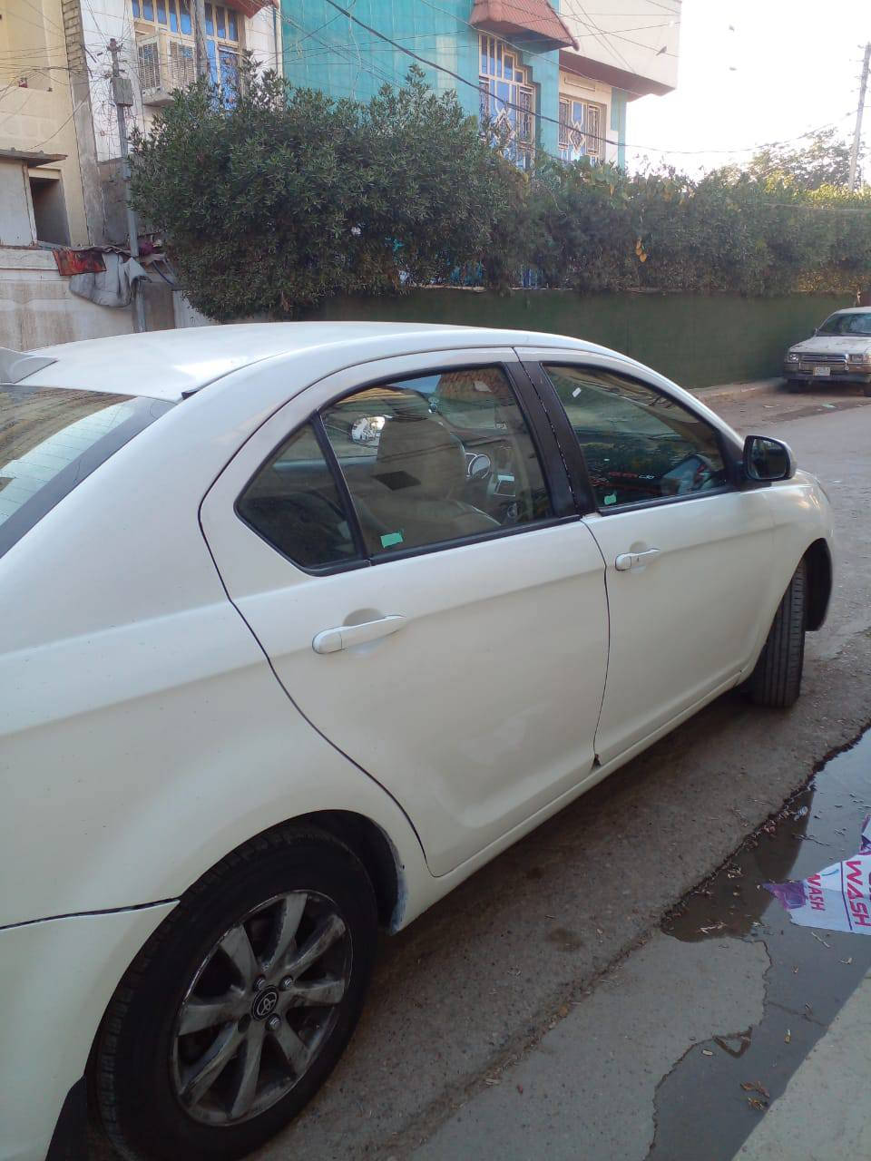 للبيع موديل 2011 السياره جاهزه بس اكو ضربه بلجاملغ الخلفي ضربه خفيفه السياره جاهزه تاخذهه وتطلع اتصلوا على هذا الرقم *********** 
السعر 50 ورقه وبيهه مجال 
السياره مال جناي على ايدي 
تخم تايرات جديده
دوشمه جديده 
قماره تغليف
مكاني الطوبجي
