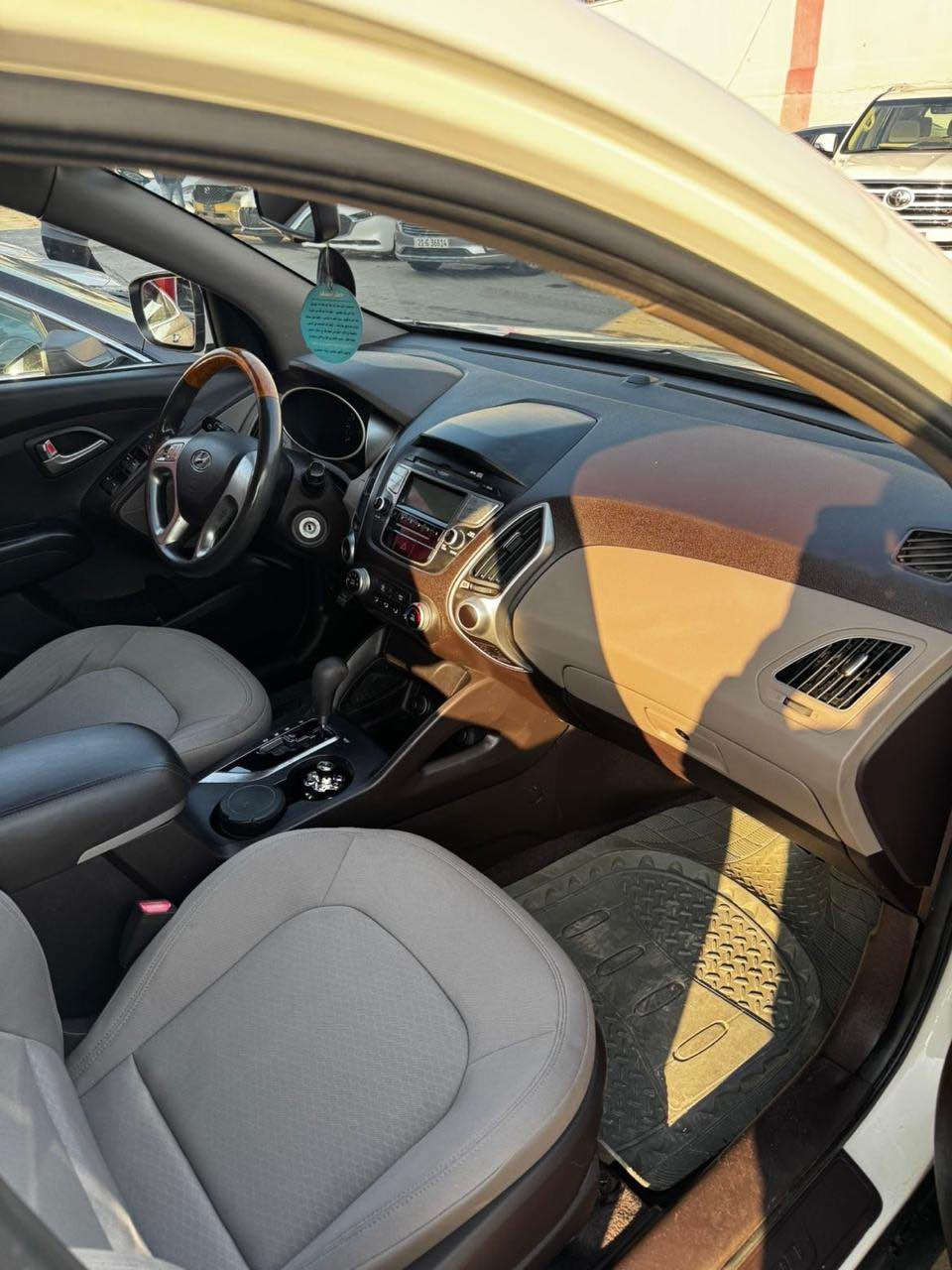 مودیل ٢٠١٣ مکفول حتی  من بارد ورصعة سنوية منتهي   موجود بل سليمانية   ماشية ٥٥ كليو حقيقي بشرط فحص  اكو  كل شي بل سوك  سعرها ١٦٥ شوية مجال *********** السليمانية, العراق
