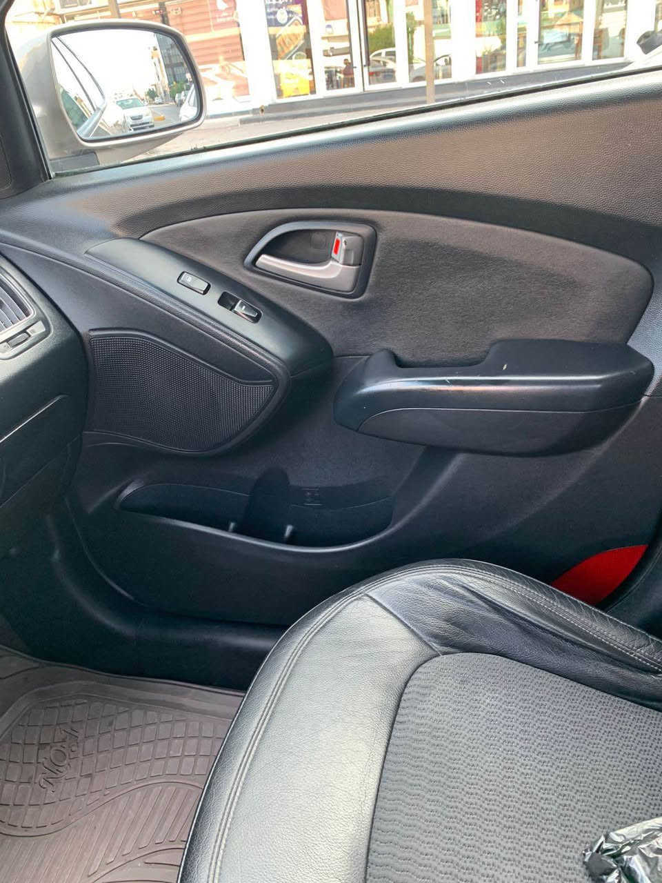 السلام عليكم

سياره توسان للبيع موديل 2012  وارد امريكي 
محرك 2400 دوش 

حادثه بنيد وجاملغ وجاملغ عكس سايق فقط صبغ بدون داخل 
فور ويل 

سعره 125 وبيه مجال مكانه كربلاء 

‭+964 772 727 9327‬ كربلاء, العراق


**إذا كنت صاحب هذا الإعلان وتريد حذفه لأي سبب، رجاءا أرسل رسالة إلى الدعم الفني**