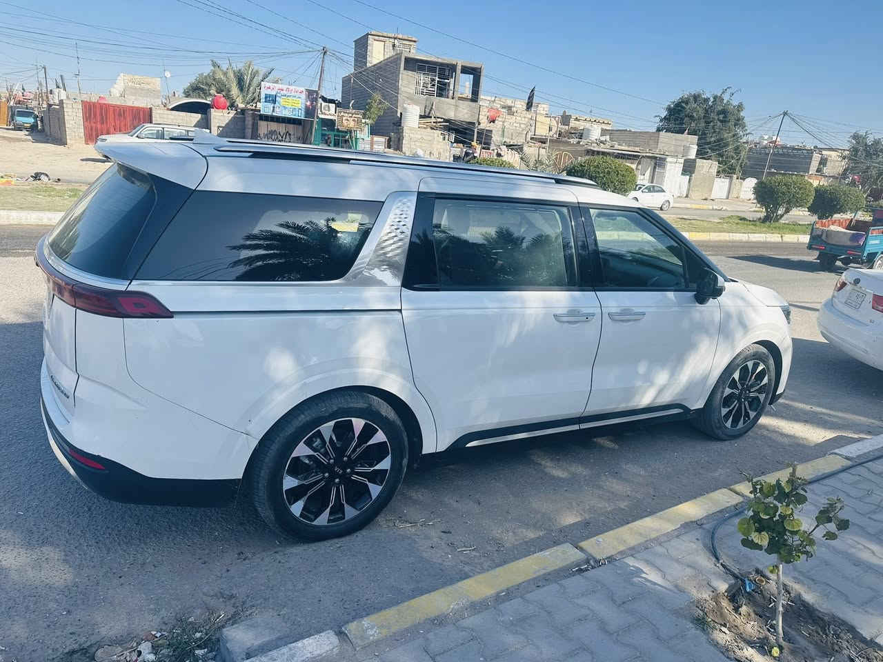 السلام عليكم ورحمة الله وبركاته
كيا كرنفال ديزل 
موديل 2021
فول مواصفات ماعدا الفتحه  
تقرير غرق بدون حادث بيه طخه بسيطه 
تبريد تدفئه تخم تاير السياره خير من الله 
السعر اتصل وبيك خير وتدلل جوه سوكها 
لان محتاج فلوس 
***********
