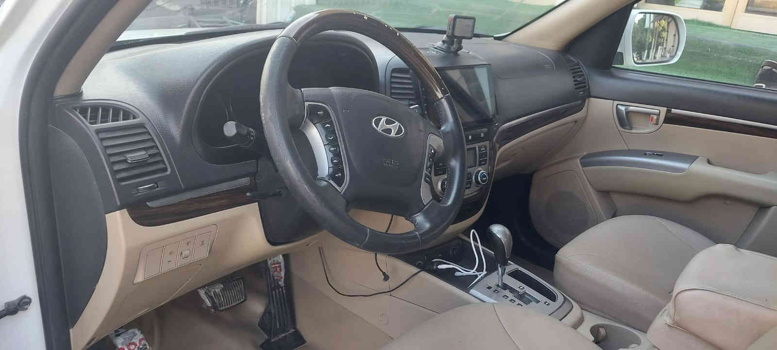 سنتافي  2012  وارد خليجي فول واحد على واحد  .... رقم مميز نجف

اللون/ ابيض    محرك/2400     دوش  اربعة سلندر

 

السعر  والمواصفات اسفل المنشور

 

ملاحظة1/ السيارة 7 راكب نظافة فول وتبريد 3 قطع ثلج  

ملاحظة2/ السيارة مكفولة كفالة عامة من حيث الصبغ والتبديل والضربة

ملاحظة 3/ اير باك بلادي والسيارة على ايد شخص واحد من دخولها للعراق ولحد الان

ملاحظة 4/ رقم اللوحة مميز جدا"

 

 

المواصفات

فتحة بالسقف

الغرفة الداخلية / بيجي فاتح + تطعيم صاج في جميع الابواب

 المقاعد / جلد لون بيجي فاتحVIP

.كشن السايق كهربائي بالكامل

تبريد /3 قطع امامي خلفي وجنطة

تشغيل بصمه وجنطة بصمة

بصمه عدد 2 بلادي شركة

مرايات شفط + اشاير بالمري

حساس خلفي

كامرة وشاشة تسجيل امامي

كاميرة خلفية دواره (اعطاء المسار)

يدات نيكل

.بلاجكتور كاشف للضباب

.ثلاجة  

.شاشة كبيرة تحتوي على العديد من التحكمات  WiFi+بلوتوث +GPS +مخرج AUX+USP.....

تحكمات ستيرن جهتين

كروز سرعه (مثبت سرعه)

مانع انزلاق

كاعيات تغليف

تخم تاير جديد

 

 

السعر 165  ورقة وبيها مجال

 

للتواصل الاتصال على

رقم الهاتف والواتس اب  ***********

العنوان محافظة النجف
