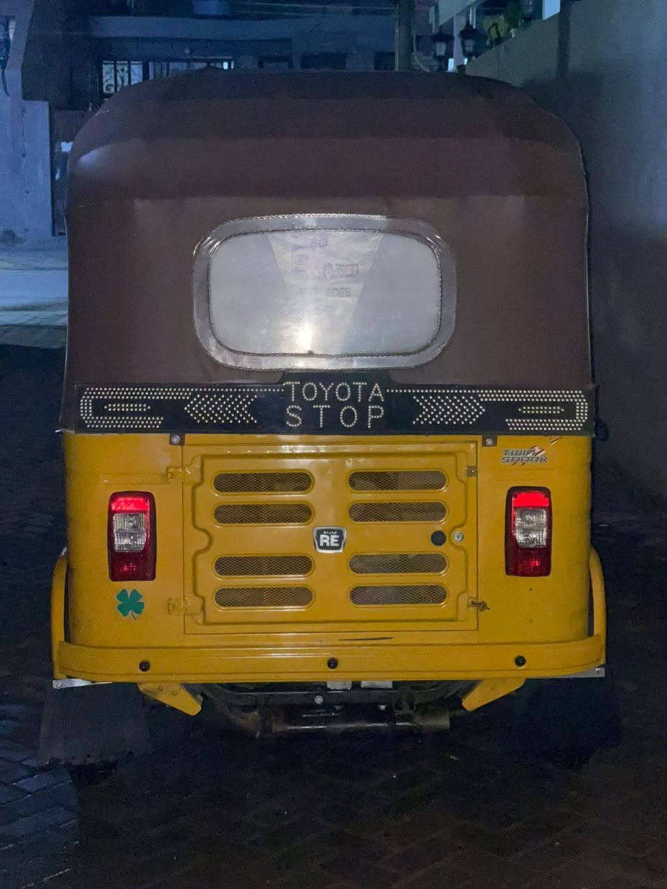 لبيع مديل ١٨
رقمي ***********
