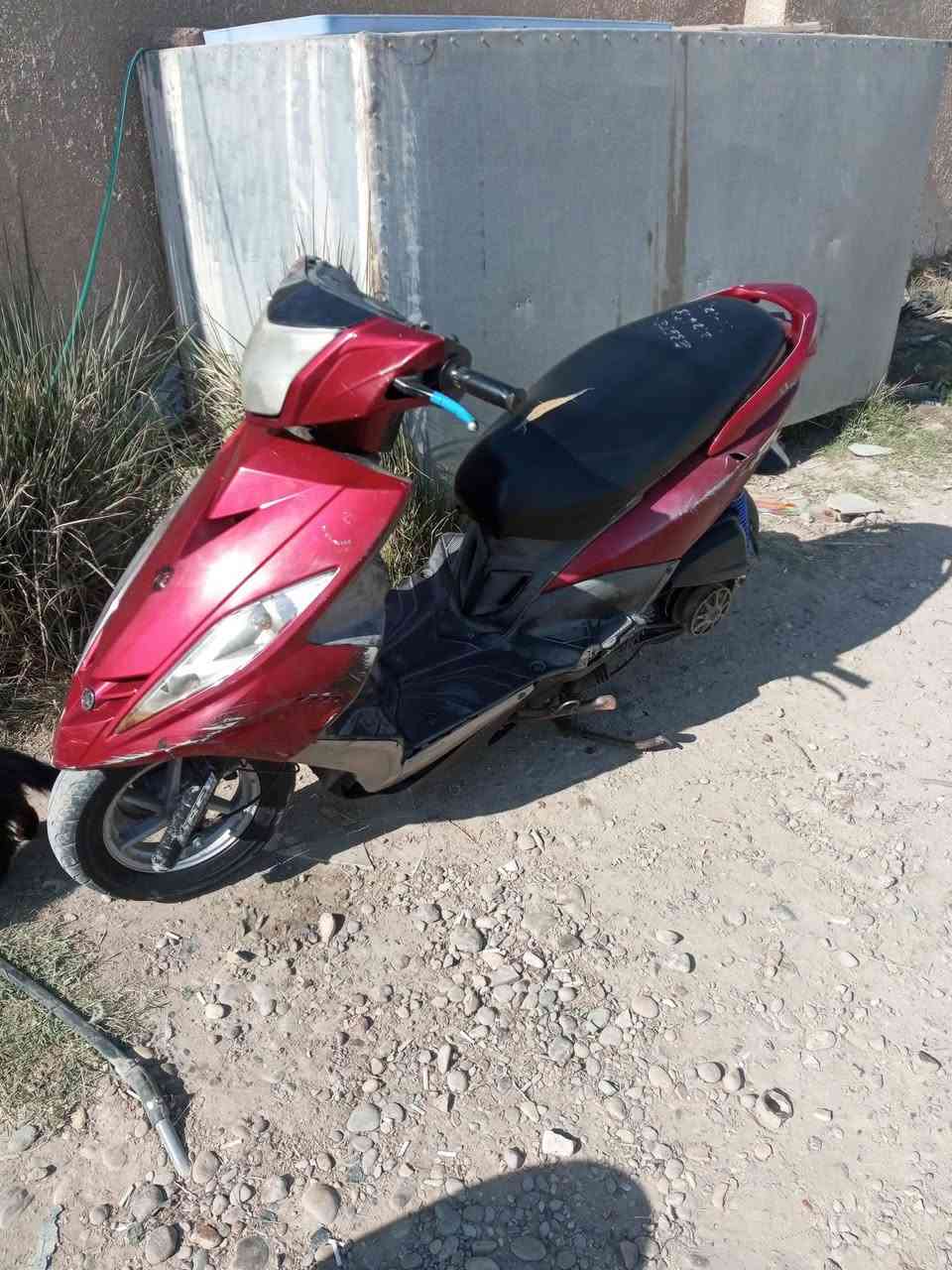 السلام عليكم
للبيع او مراوس بفحل او جبلي جيتي آر الدراجة كاملة مكمله من كهربائيات من شلعه معدل 

نقصها طلاعه يمنه وقفل صندوك والدراجة كفراتها وسودتها مولحه من الرمبه هيج ب800 وبيها مجال مكاني بغداد


**إذا كنت صاحب هذا الإعلان وتريد حذفه لأي سبب، رجاءا أرسل رسالة إلى الدعم الفني**