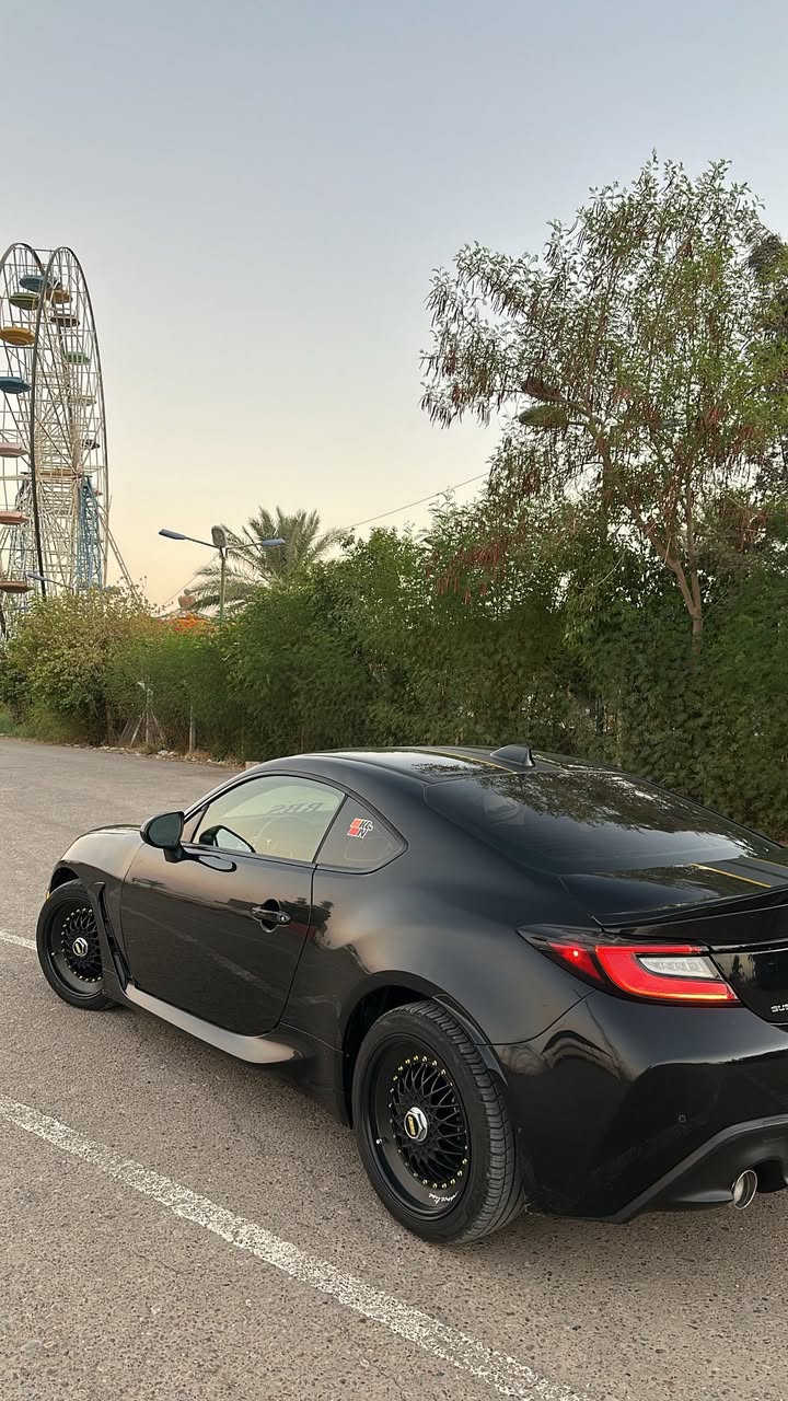 للبيع سوبارو نوع BRZفئة GR موديل 2023السياره جداً نظيفه ماشيه10الف حادثها جاملغ ايمن محرك 4سلندر نوعV تدفئه كشن تبريد حساسات شاشه لمس كامره خلفيه كير اوتو لحيه اماميه وخلفيه اكزوز رياضي بلادي السياره اربعه راكب للاستفسار الاتصال ***********
