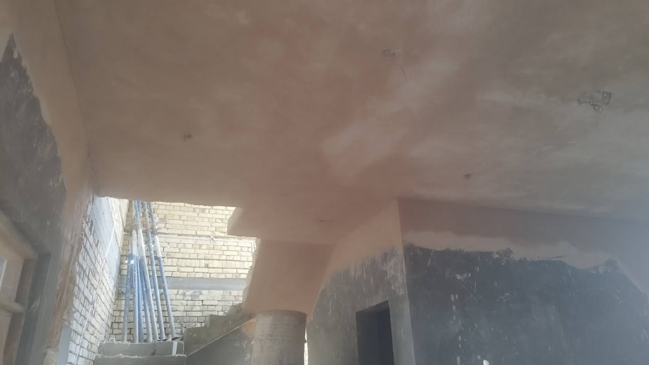 سلام عليكم خلفه متفرخ جص واسود
التواصل ***********
