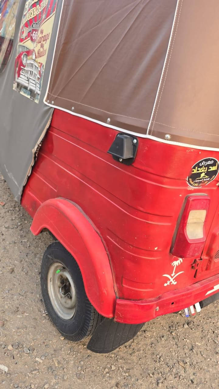 للبيع موديل 18 المكينه مال 20لا صبغ ولا معجون ولا ضربه شاده بس صار بي تنقيص ابيع مكينه كايمه يوكعن من السعر تخم تايرات جادر جديد السعر 4800 ***********
