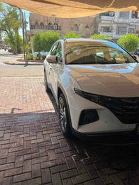للبيع توسان موديل 24 خليجي مكفوله من الصبغ والبارد وتكحيل سياره جديده ...