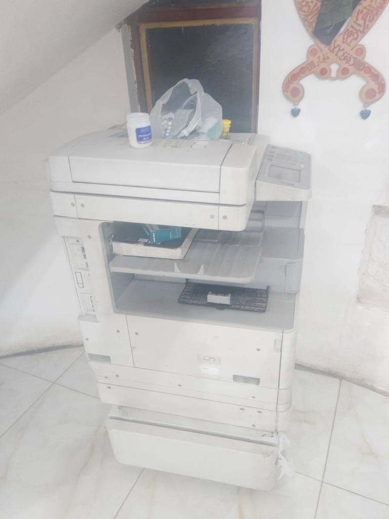 جهاز استنساخ كانون باله شغال ونظيف 100/100 فيدر دهل اوران, واسط


**إذا كنت صاحب هذا الإعلان وتريد حذفه لأي سبب، رجاءا أرسل رسالة إلى الدعم الفني**