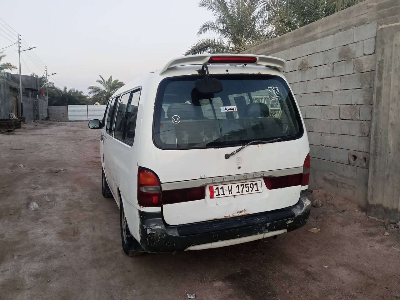 سلام عليكم سياره للبيع موديل 96 رقم بغداد  سنويه 27 موجود بلبصره تحويل ثاني يوم نكليزي سياره صاعدة هزة حدادية نص عمر تايرات نظيفة شواصي الورة معمرة الكدام بلادي السيارة بأسمي شرط التحويل السنوية لسنة 2027 رقمي بي وتساب *********** سعر 45
