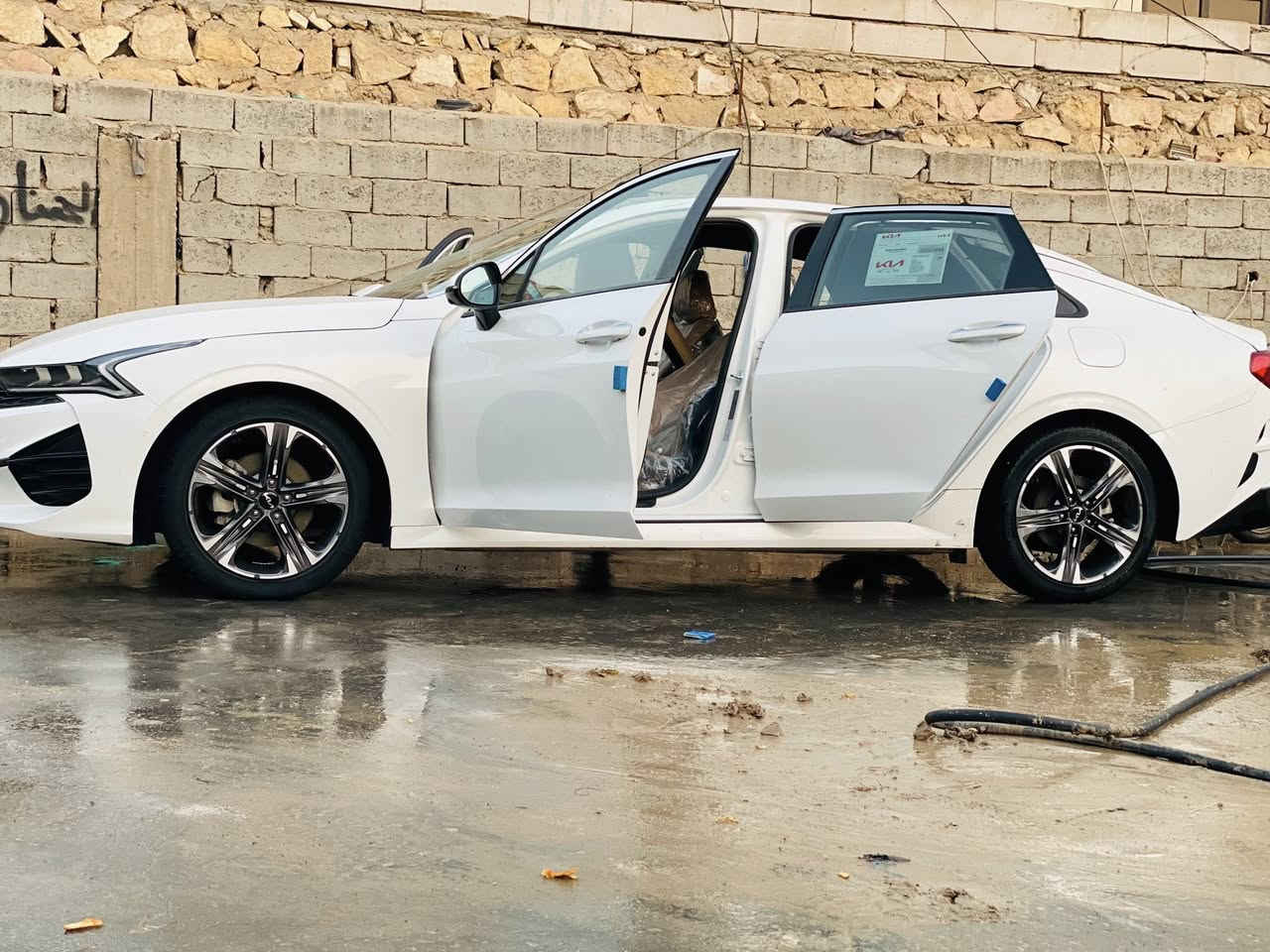 K5 2023
وارد كوري  
محرك تيربو 
رقم القادسيه معوقين وكاله عام اسويلك 
فول مواصفات 
كاميرا خلفية 360 درجة
بانوراما
تبريد قطعتين 
نقطة عمياء
تشغيل عن بعد 
حساس امامي وخلفي
رادارات جانبية
توقف ذاتي 
‏بردات خلفية بلادي
‏سيارة تتقدم وترجع بل بصمه 
تسجيل شاشه امامي خلفي 
كير موس  
ملاحضه سياره فول واحد على واحد موصفات شنو لي يخطر على بالك موجود 
بيها صبغ  البنيد وجوملغ الأمامي قبق الجنطه وبيه 
ومقدار  أربع أصابع بارد 

عداد المسافة 75000
ماشيه ٧٠ حقيقي 
للاتصال ***********
السعر 170وبيها مجال قليل
