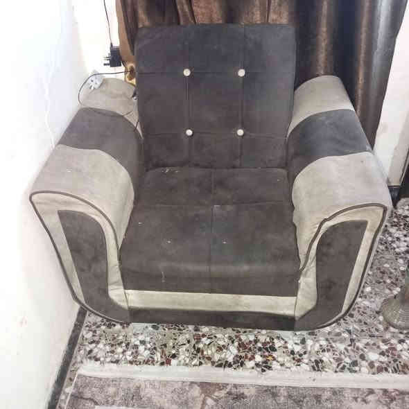 السلام عليكم نص تخم قنفات بس التجوات دايسه شويه بغداد البلديات السعر 125 ***********
