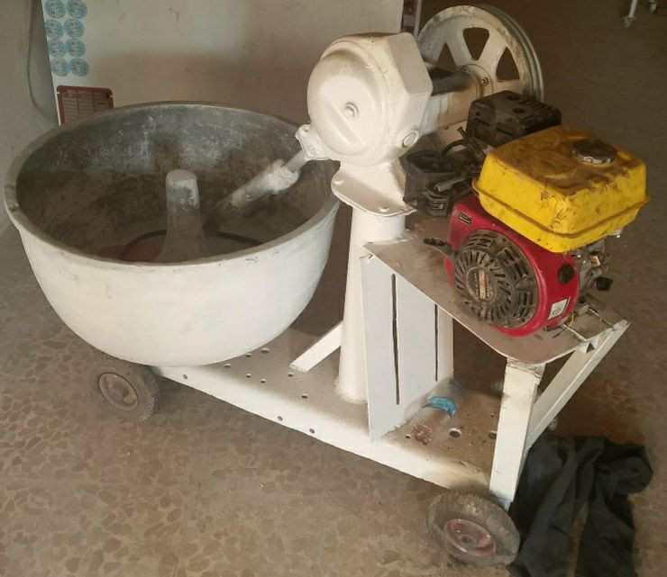 فرن للبيع ايراني باب اول بوكان سعر مناسب بي مجال للطيبين غراضو كامله هذا رقمي *********** أو ***********
