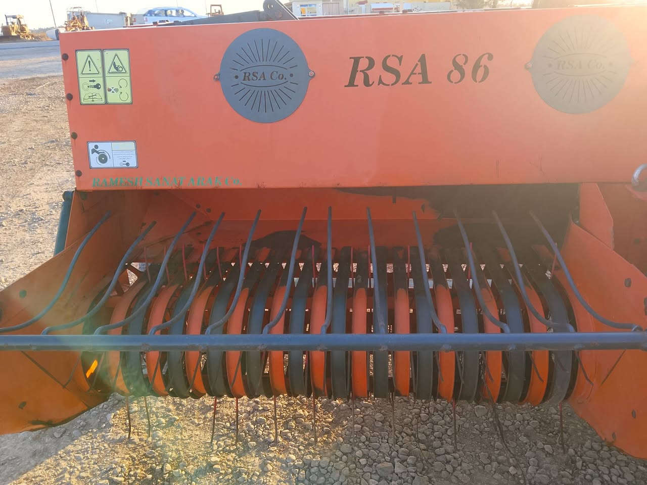 السلام عليكم كابسه للبيع مديل 2024 مشتغله موسم واحد مجموعه خير من الله سعر 5 ملاين وبيهه مجال ديالئ كنعان ()()*********** ()()***********
