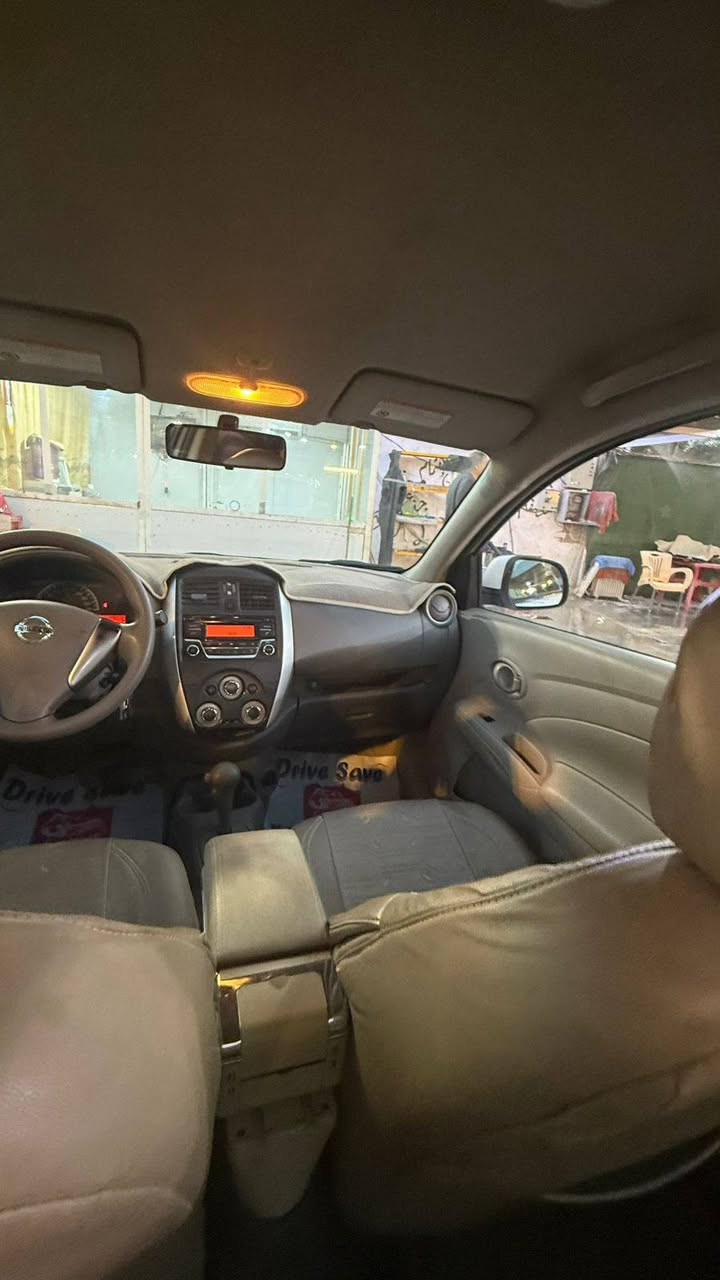 السلام عليكم للبيع نيسان صني بليته الزركه موديل2019 هندي
رقم بابل انكليزي 
سنويه30
مكفول المكينه والكير من تبديل سونار بيه
تحويل ثاني يوم
مكان سياره حله بابل 
السعر 107 بيه مجال

رقم *********** واتساب غير متواجد على فيس
