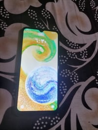 آيفون XS ماكس • آيفون XR