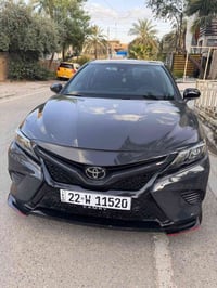 كامري TRD 2024 6 سلندر 3500 cc ماشيه 34  الف كيلو  توكلر قماره سوداء ر...