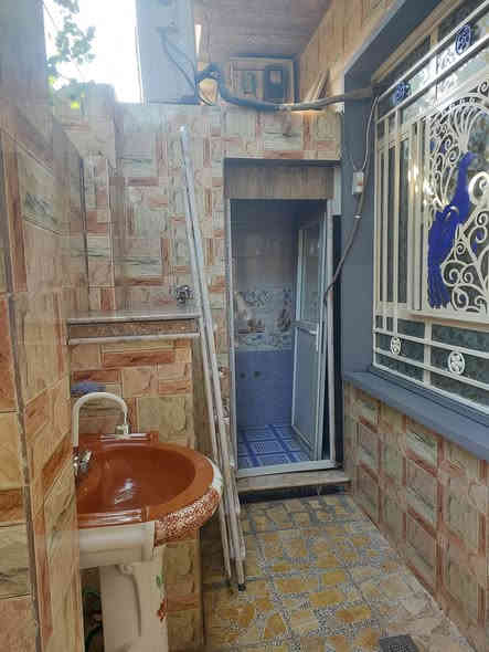 السلام عليكم أحبتي الغالين أعرض لحضراتكم نص قطعه ٧٢ متر مربع ثلاث طوابق مسلح بناء جديد بحدود اربع سنوات على شارعين قطاع 5 السعر النهائي ١٩٥ مليون للأستفسار 
***********
قرب كاتب عدل
